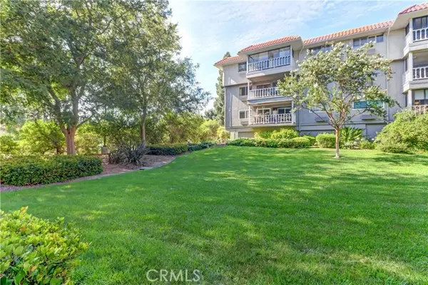 2404 Via Mariposa  #3D, Laguna Woods, CA 92637