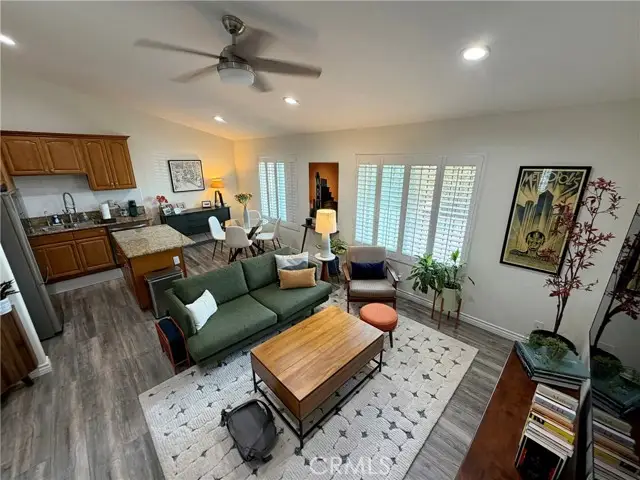 1637 5th Street  #302, Long Beach, CA 90802 - #1