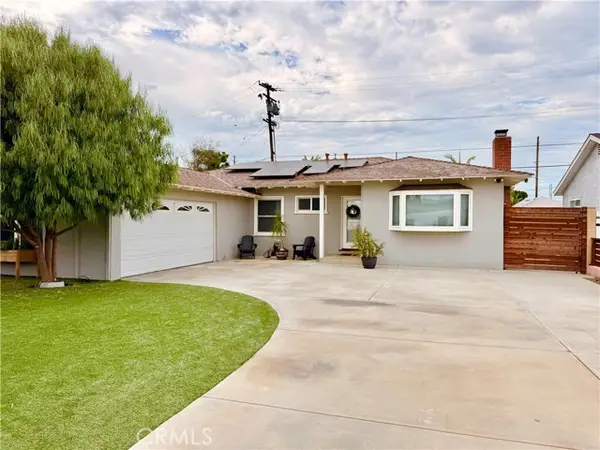 515 Hoover, Orange, CA 92867
