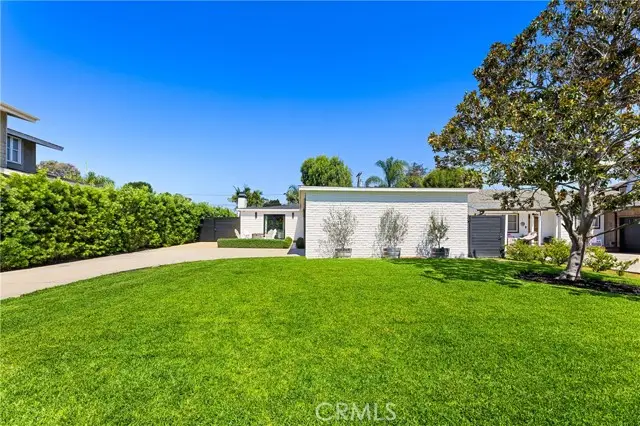 2611 Westminster, Costa Mesa, CA 92627 - #2