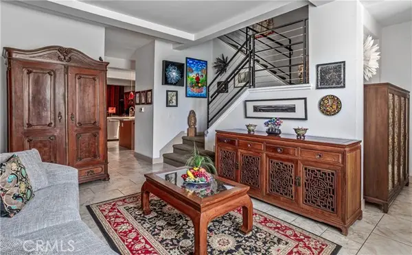201 Angeleno  #105, Burbank, CA 91502