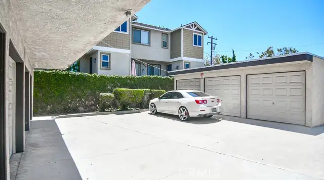 3712 Howard, Los Alamitos, CA 90720 - #2