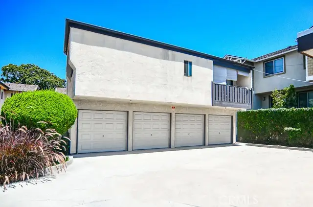 3712 Howard, Los Alamitos, CA 90720 - #3