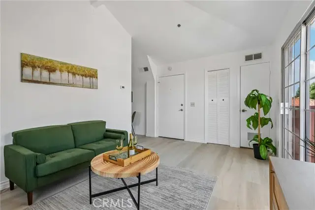 409 Utica  #A11, Huntington Beach, CA 92648 - #2