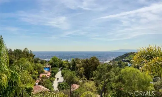 7218 Mulholland, Los Angeles, CA 90068 - #2
