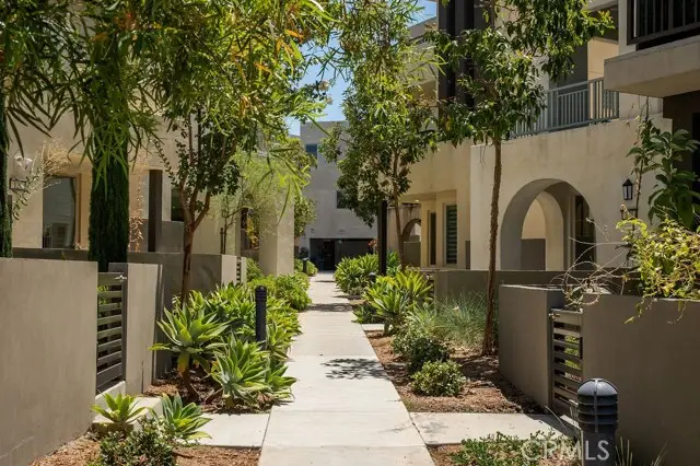 128 Catalyst, Irvine, CA 92618 - #2