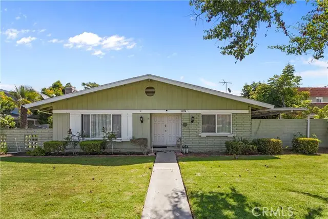 3102 Ginger Avenue, Costa Mesa, CA 92626 - #3