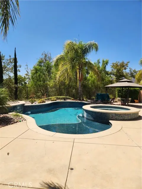 4359 Altivo, Corona, CA 92883