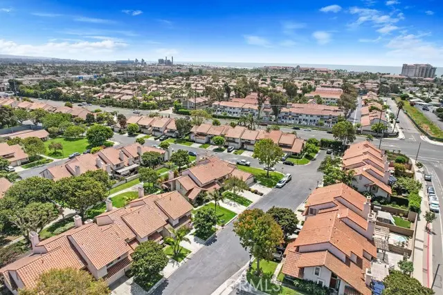 20932 Coastview Lane, Huntington Beach, CA 92648 - #3