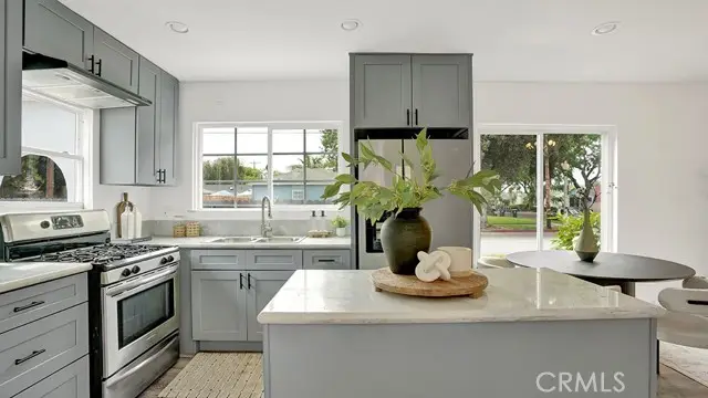 1249 Garnsey, Santa Ana, CA 92707 - #2