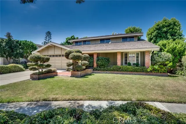 17331 Elsinore, Huntington Beach, CA 92647 - #2