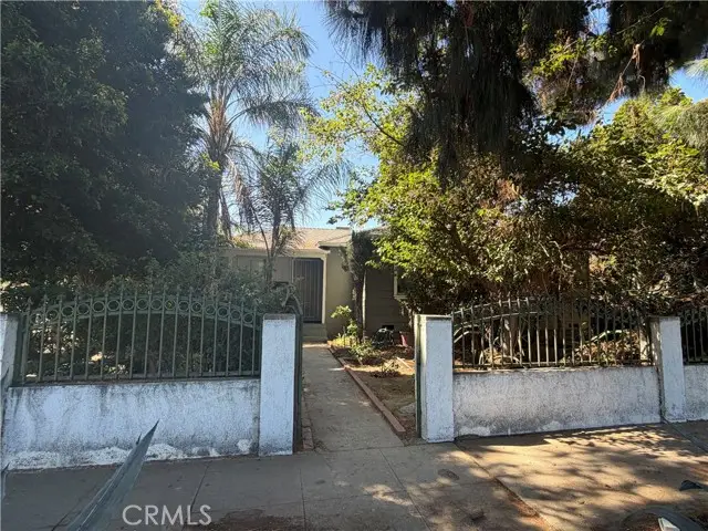 18750 Nordhoff, Northridge, CA 91324 - #1
