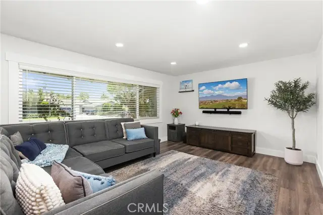3238 Ravenswood, Anaheim, CA 92804 - #2