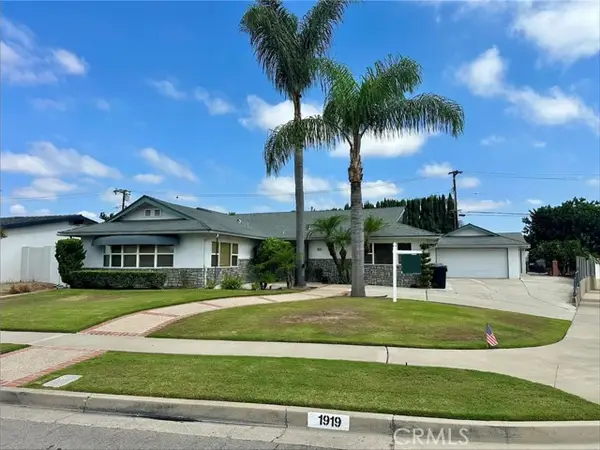 1919 Aspen, Fullerton, CA 92835