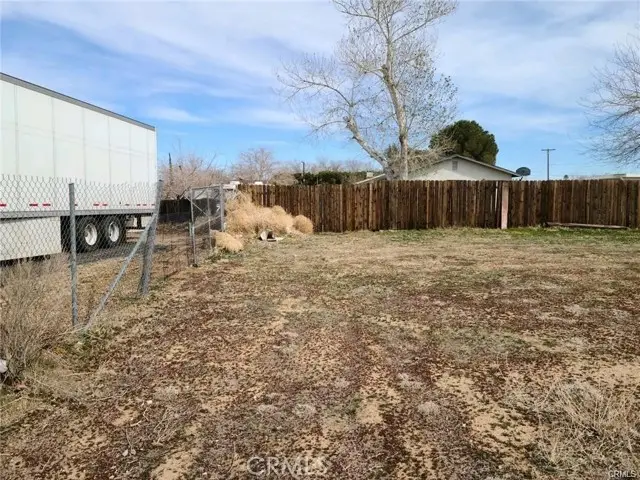 25 E Avenue Q2, Palmdale, CA 93550 - #3