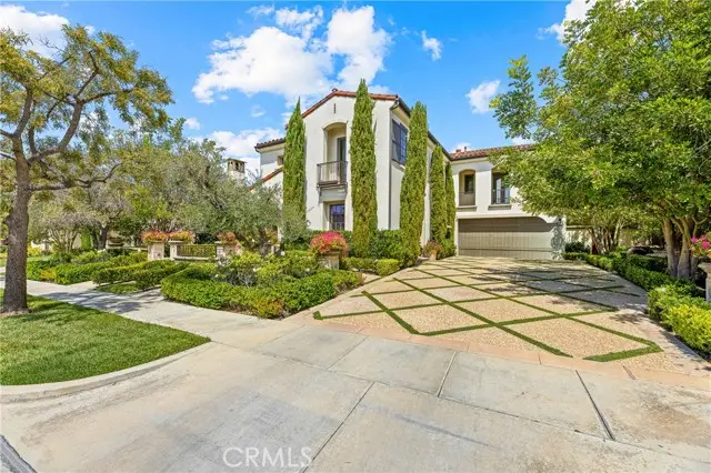 28 Blue Summit, Irvine, CA 92603 - #3