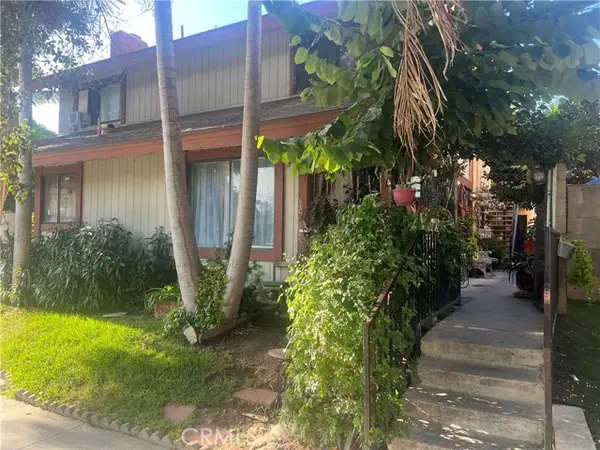 701 Chestnut, Santa Ana, CA 92701
