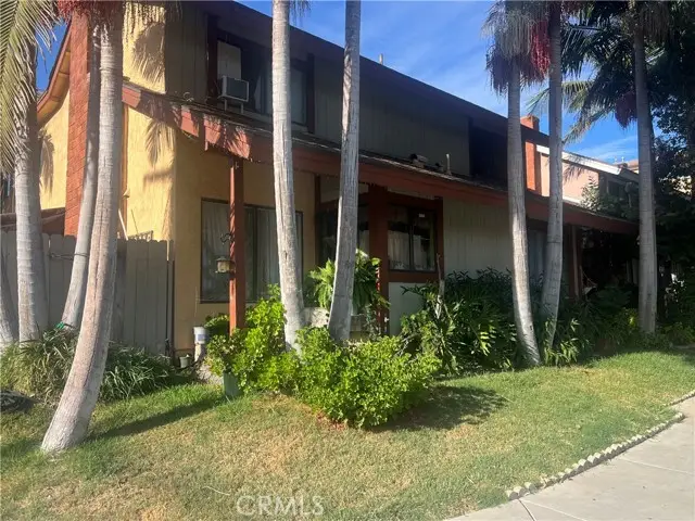 701 Chestnut, Santa Ana, CA 92701 - #2