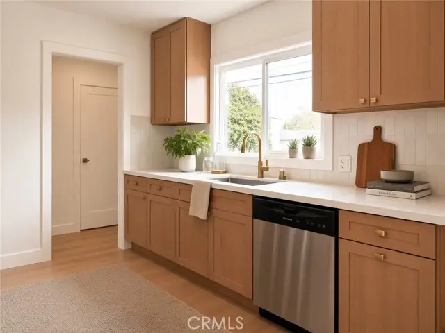 6072 Myrtle Avenue, Long Beach, CA 90805 - #1
