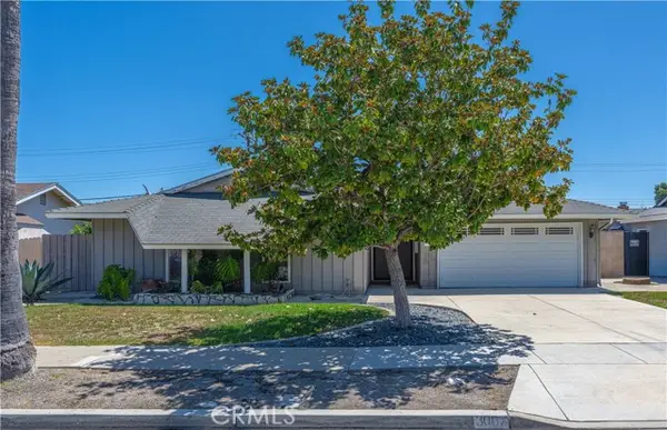 3062 Johnson Avenue, Costa Mesa, CA 92626
