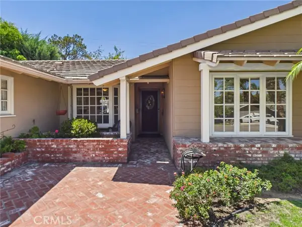 3032 Fairbairn, Orange, CA 92865
