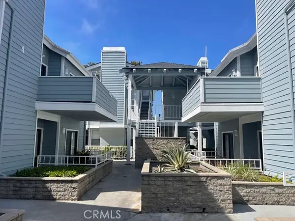16960 Algonquin Street  #I-204, Huntington Beach, CA 92649
