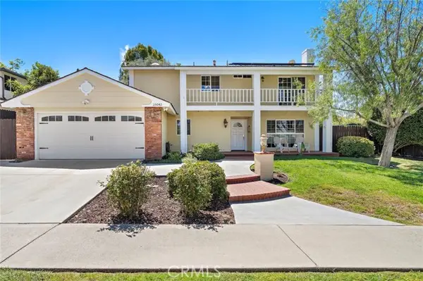 25042 Greenbay Drive, Lake Forest, CA 92630