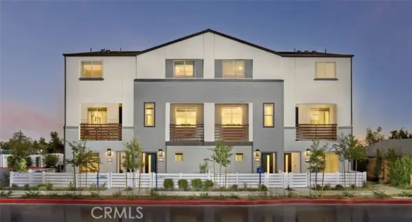 1304 W Oak Crest Paseo, Ontario, CA 91762