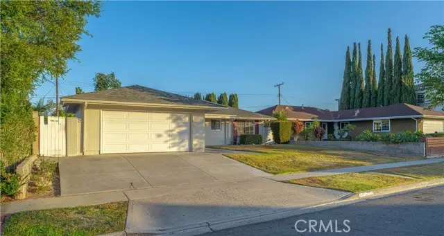 23051 Cavanaugh Road, Lake Forest, CA 92630 - #3