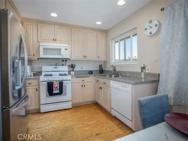 660 Glassell  #12, Orange, CA 92866 - #3