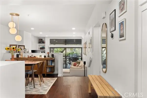1050 Seco  #102, Pasadena, CA 91103