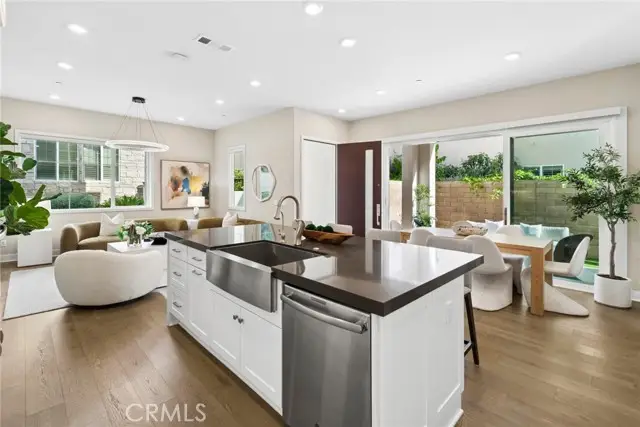 111 Spiral, Irvine, CA 92618 - #2