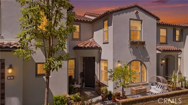 8 Zacate Street, Ladera Ranch, CA 92694