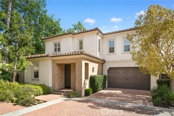 21 Fanpalm, Irvine, CA 92620