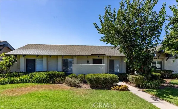 22862 Caminito Manresa  #16, Laguna Hills, CA 92653
