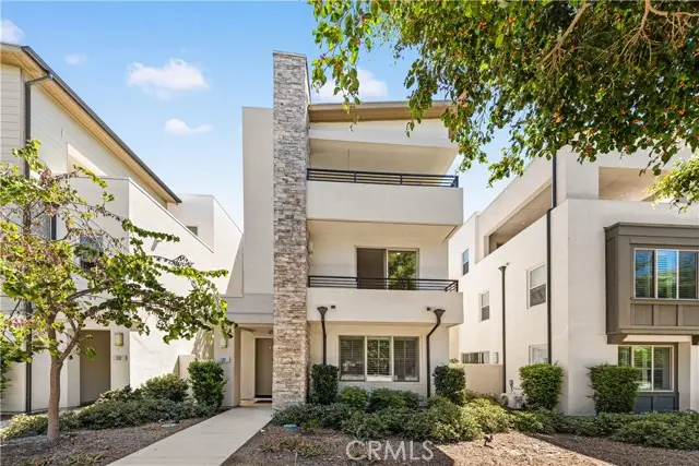 130 Modjeska, Irvine, CA 92618 - #3