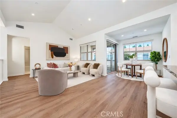 106 Bishop, Irvine, CA 92620