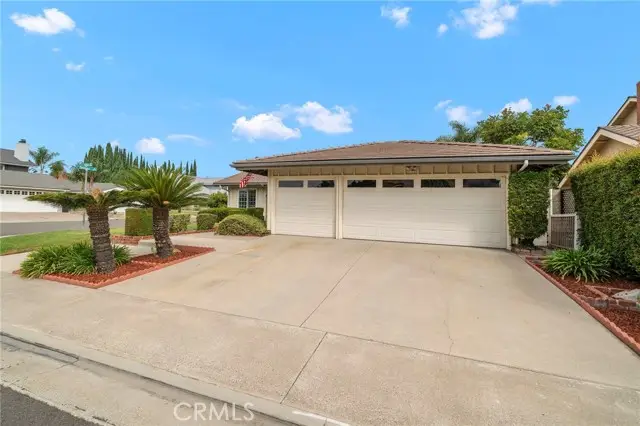 9735 Hibiscus Avenue, Fountain Valley, CA 92708 - #2