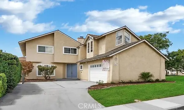 10830 Los Jardines, Fountain Valley, CA 92708