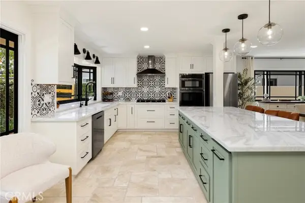 21052 Amberwick Lane, Huntington Beach, CA 92646