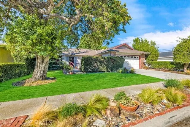 6801 Canterbury, Huntington Beach, CA 92647 - #2