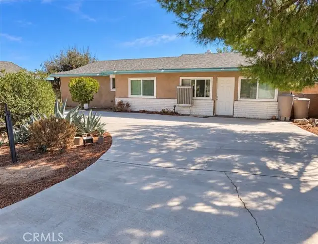 18393 Orange, Hesperia, CA 92345 - #2
