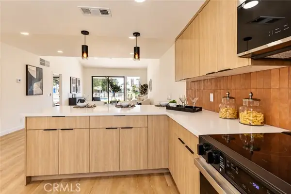 1012 Saint Thomas, Palm Springs, CA 92264