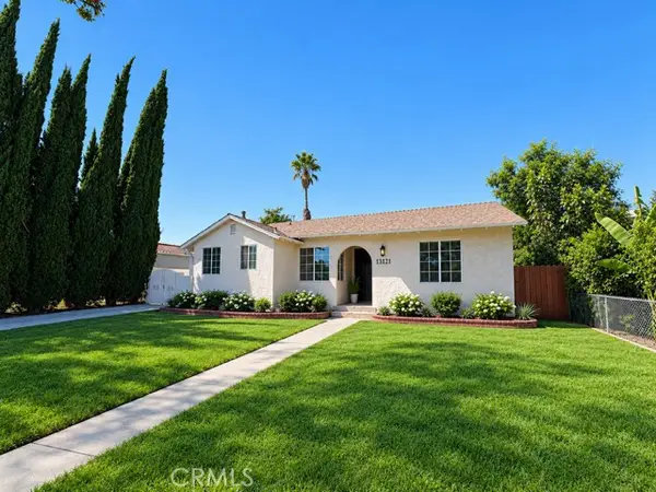 13121 Chase Street, Arleta, CA 91331