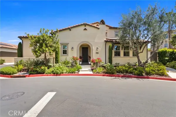 10902 Flora Park Way, Los Alamitos, CA 90720