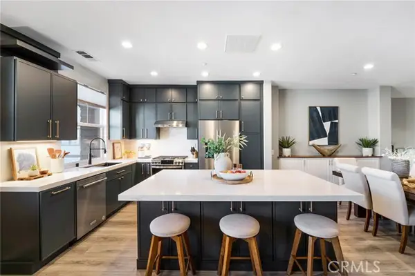 34 Clifford Ln, Ladera Ranch, CA 92694