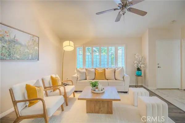 2528 Tustin  #D, Santa Ana, CA 92705