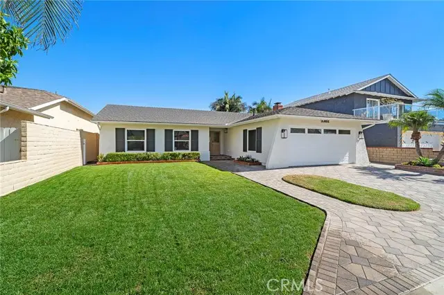20852 Farnsworth Lane, Huntington Beach, CA 92646 - #2