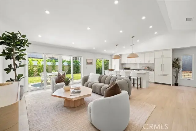 20852 Farnsworth Lane, Huntington Beach, CA 92646 - #3