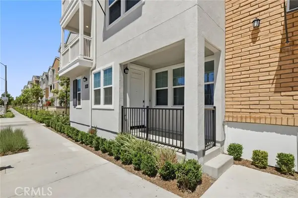 175 La Palma Avenue  #6, Anaheim, CA 92801